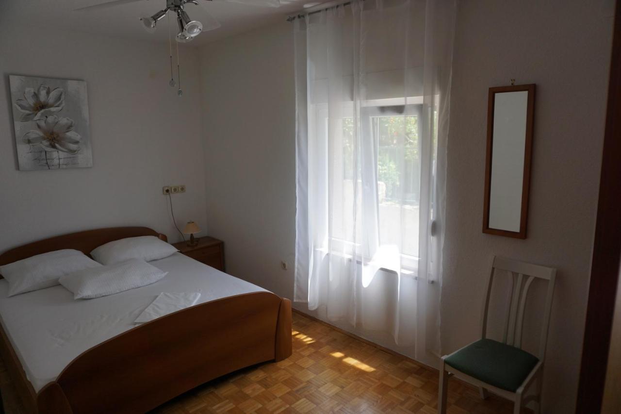 Spacious Comfort Apartment ดูเช ภายนอก รูปภาพ