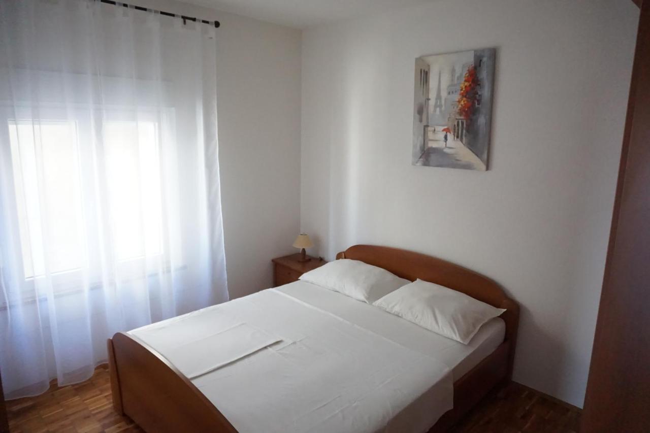 Spacious Comfort Apartment ดูเช ภายนอก รูปภาพ