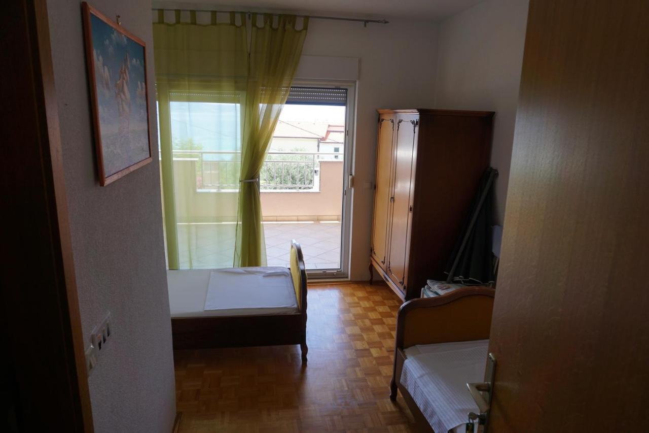 Spacious Comfort Apartment ดูเช ภายนอก รูปภาพ