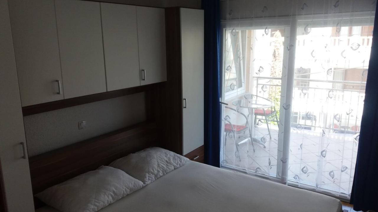 Spacious Comfort Apartment ดูเช ภายนอก รูปภาพ