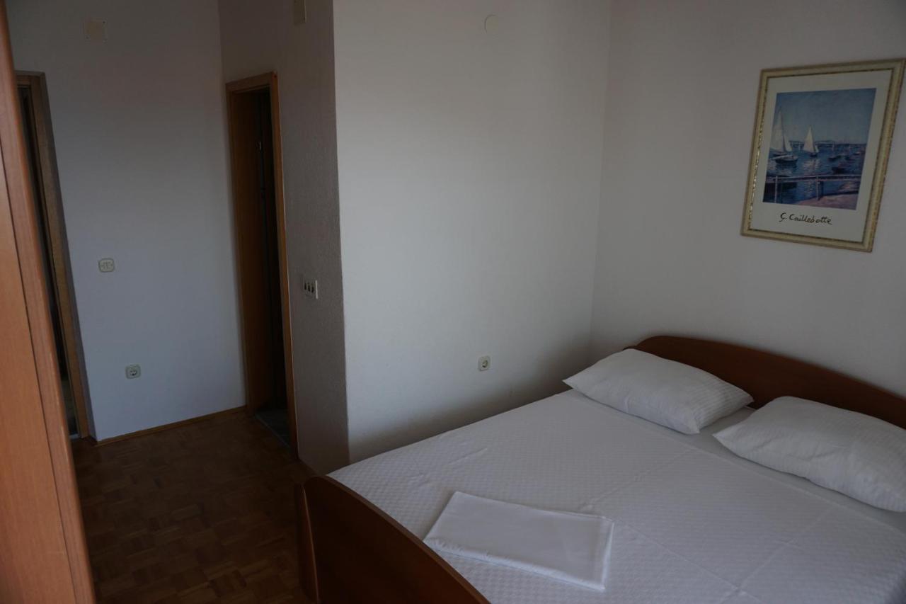Spacious Comfort Apartment ดูเช ภายนอก รูปภาพ