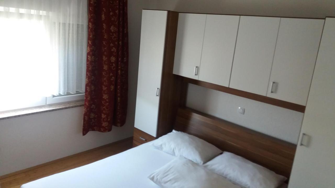 Spacious Comfort Apartment ดูเช ภายนอก รูปภาพ